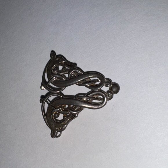 Sterling Silver Two Head Celtic Horse Pendant - Picture 15 of 16